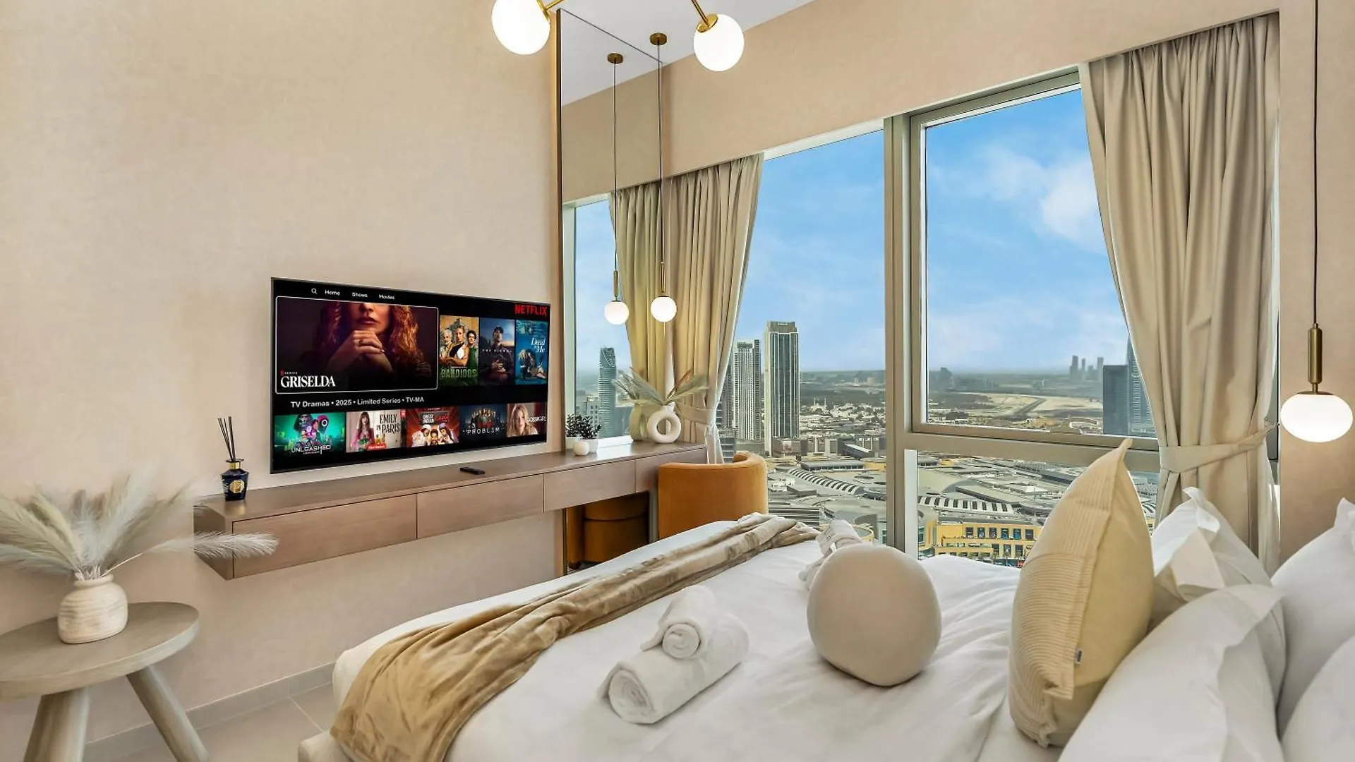 Crown Jewel 2 Bedroom Apartments I Iconic Burj Khalifa And Fountain Views I Free Parking, Gym, Pool, Wi-Fi And Ps5 I By Skyline Serenity Dubai Vereinigte Arabische Emirate