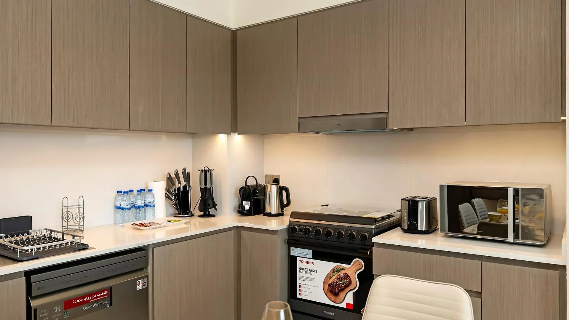 Crown Jewel 2 Bedroom Apartments I Iconic Burj Khalifa And Fountain Views I Free Parking, Gym, Pool, Wi-Fi And Ps5 I By Skyline Serenity Dubai 0*,
