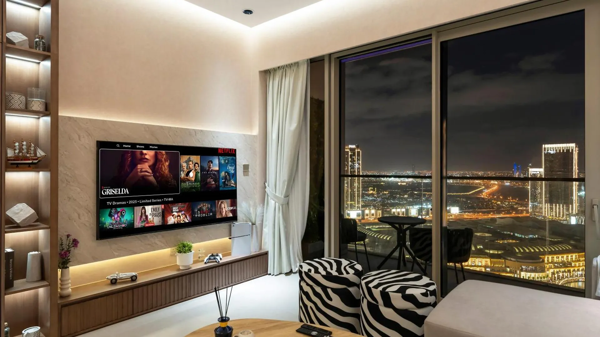 Crown Jewel 2 Bedroom Apartments I Iconic Burj Khalifa And Fountain Views I Free Parking, Gym, Pool, Wi-Fi And Ps5 I By Skyline Serenity Dubai United Arab Emirates