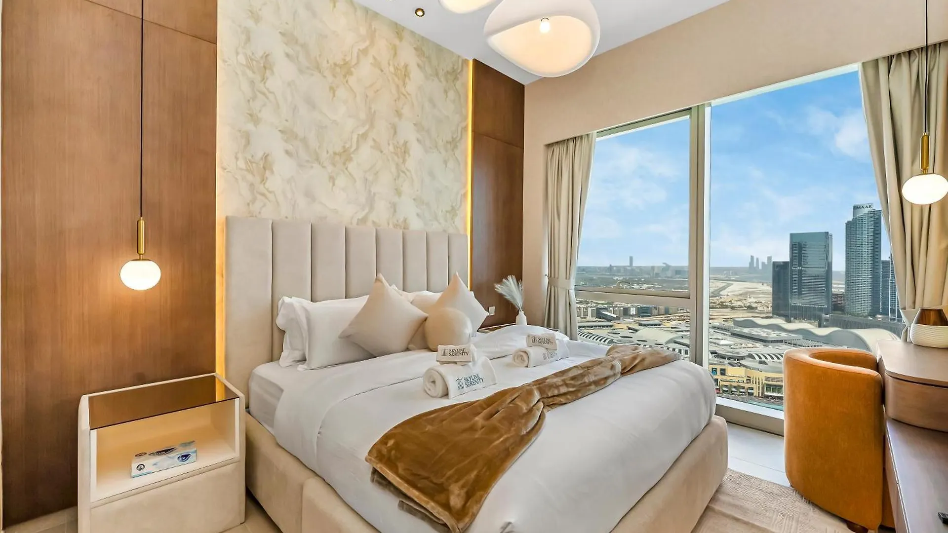 Crown Jewel 2 Bedroom Apartments I Iconic Burj Khalifa And Fountain Views I Free Parking, Gym, Pool, Wi-Fi And Ps5 I By Skyline Serenity Dubai